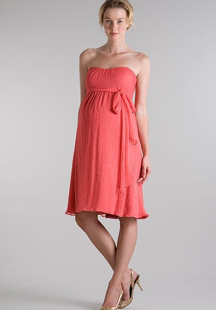 Discover the latest maternity dresses at ASOS. Shop for maternity maxi dresses, pregnancy dresses and special occasion maternity dresses online with ASOS.